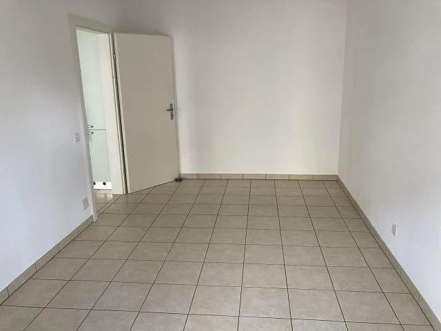 zwei 2-Zimmer-Wohnungen kan sehr zentraler, ruhiger Lage / due appa... – Foto 7 von 13