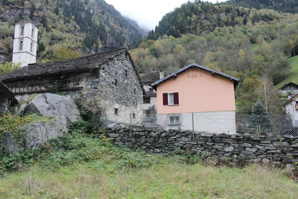 Rustico zum Ausbauen mit Garten  / rustico da riattare con giardino
