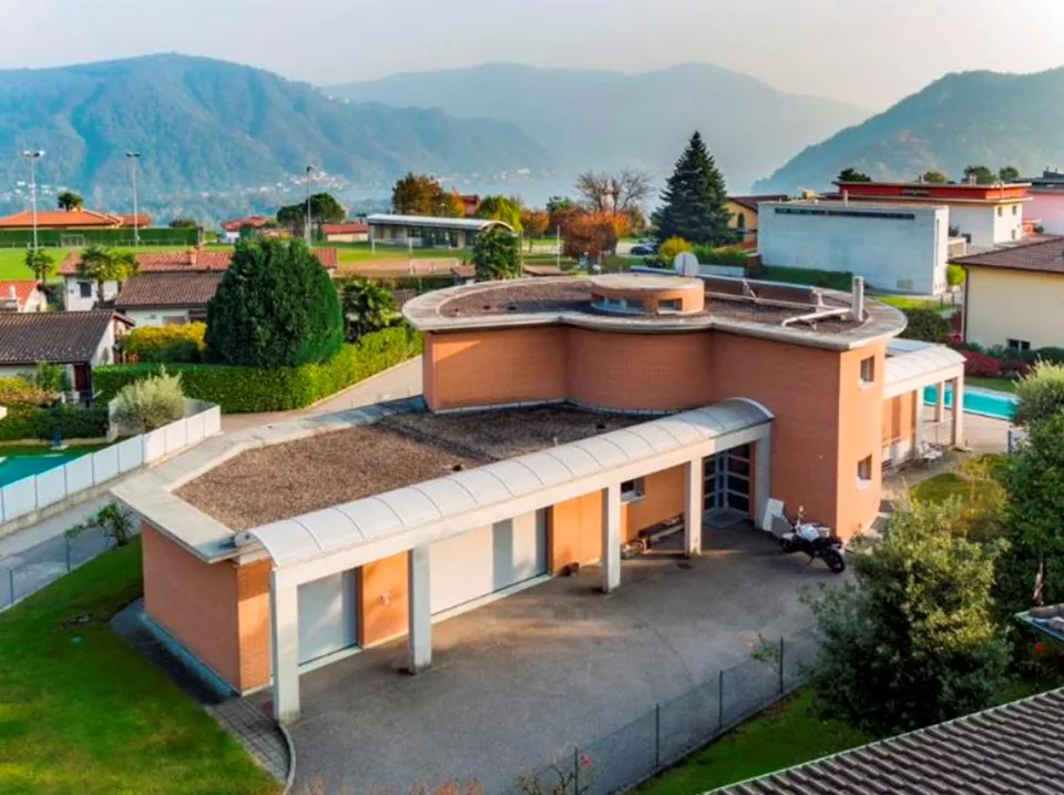 Spettacolare villa  a Pura