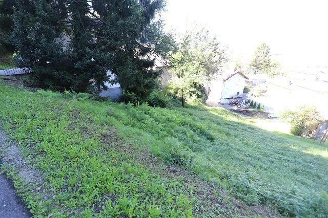 Baulandgrundstück von 601 m2 / terreno edificabile di 601 m2