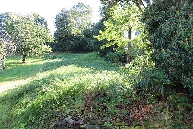 Baulandgrundstück von 601 m2 / terreno edificabile di 601 m2