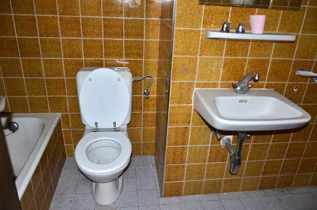 Grande casa ticinese da ristrutturare si 3 piani con annesso, centr... – Foto 14 von 30