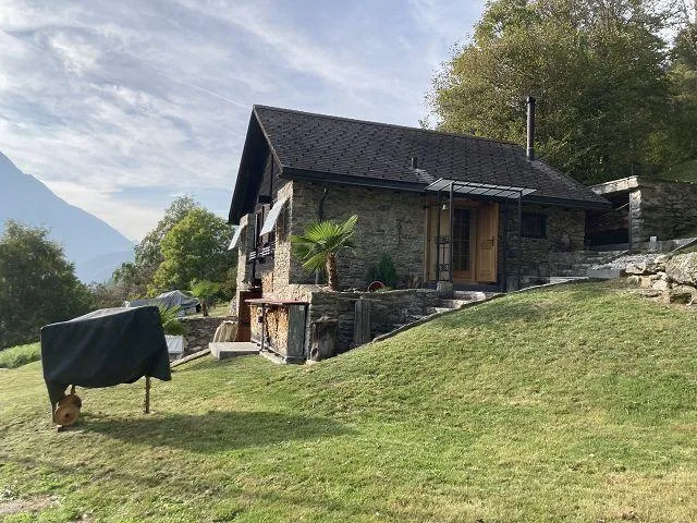 3 1/2-Zimmer-Rustico an Alleinlage an sehr ruhiger, sonniger Aussic... – Foto 24 von 30