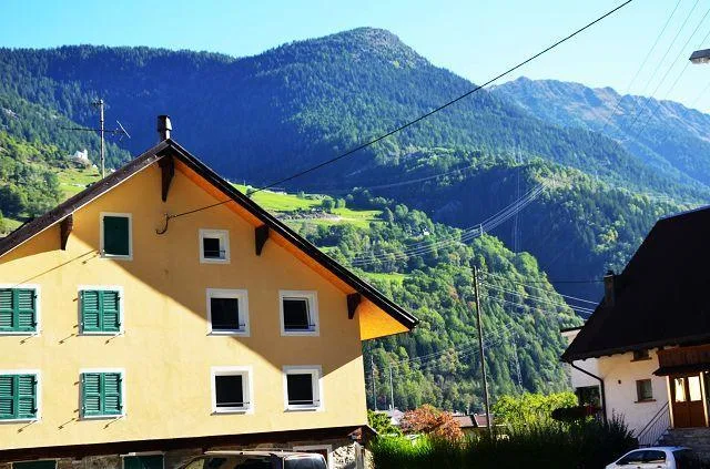 Casa plurifamiliare di 3 app. anche a reddito da rinnovare con giar... – Foto 22 von 30