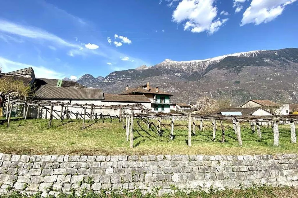 Bauland von 1340m2 mit schönem Ausblick / terreno edificabile di 13...