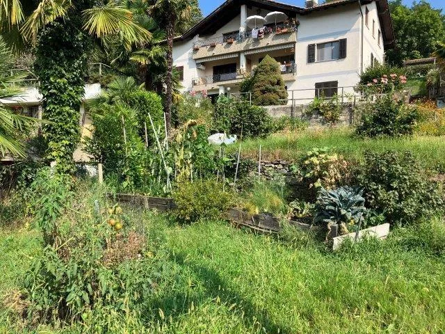 terreno edificabile di 297 m2 / Bauland von 297 m2 Fläche