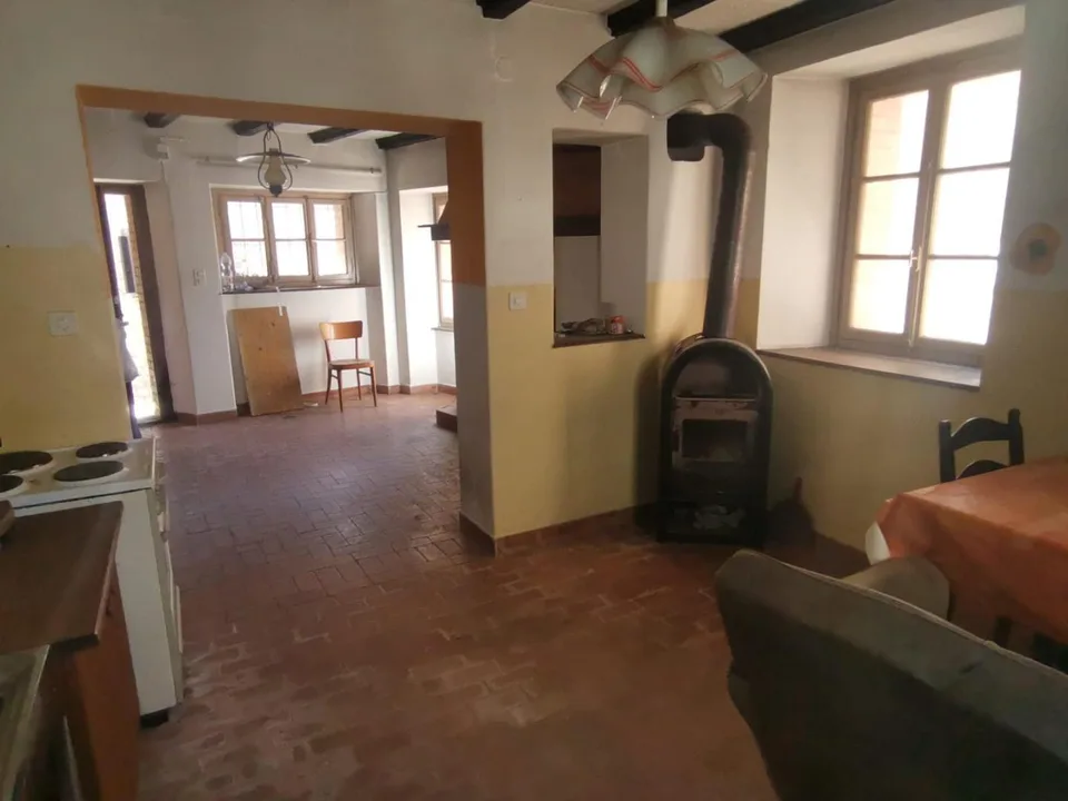 Casa singola tipica ticinese di 4 1/ locali 2 livelli / 4 1/2-Zimme...