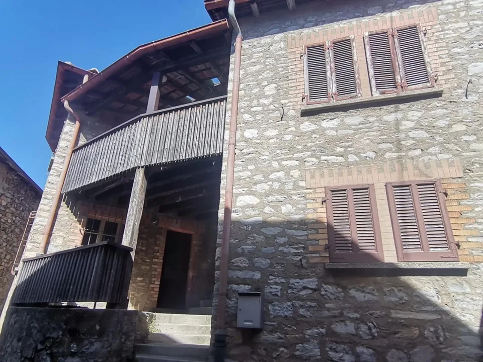 Casa singola tipica ticinese di 4 1/ locali 2 livelli / 4 1/2-Zimme... – Foto 18 von 20