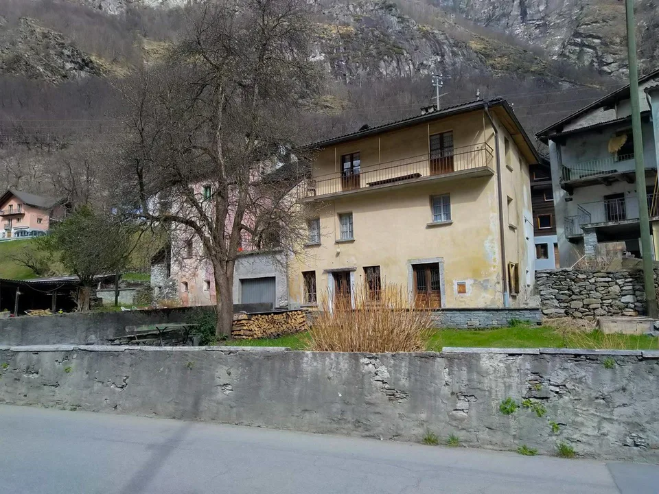 Casa "Osteria Mignami" + Terreno / Haus "Osteria Mignami" + Grundstück