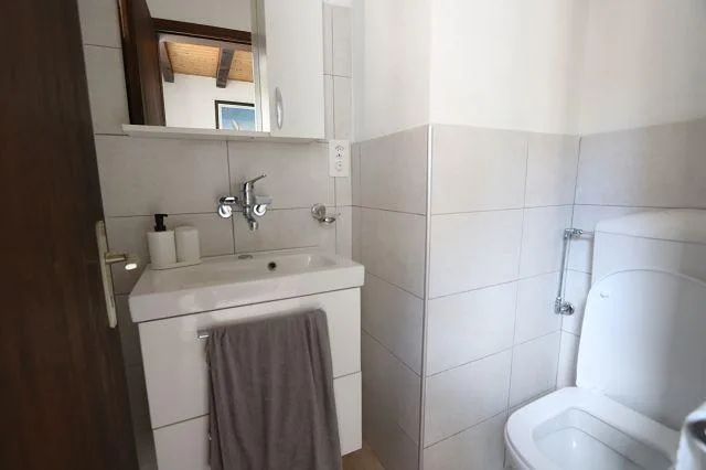 3-Zimmer-Hausteil mit Balkon im Dorfkern / parte di casa di 3 local... – Foto 10 von 19