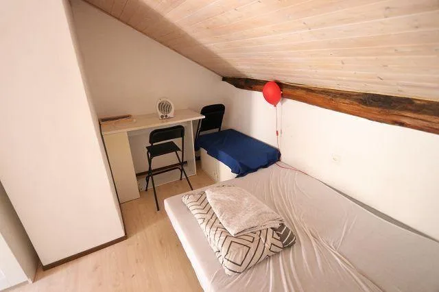 3-Zimmer-Hausteil mit Balkon im Dorfkern / parte di casa di 3 local... – Foto 6 von 19