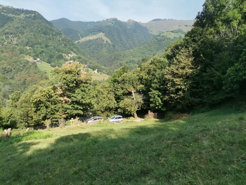 Terreno edificabile zona R2 / Baulandgrundstück Zone R3