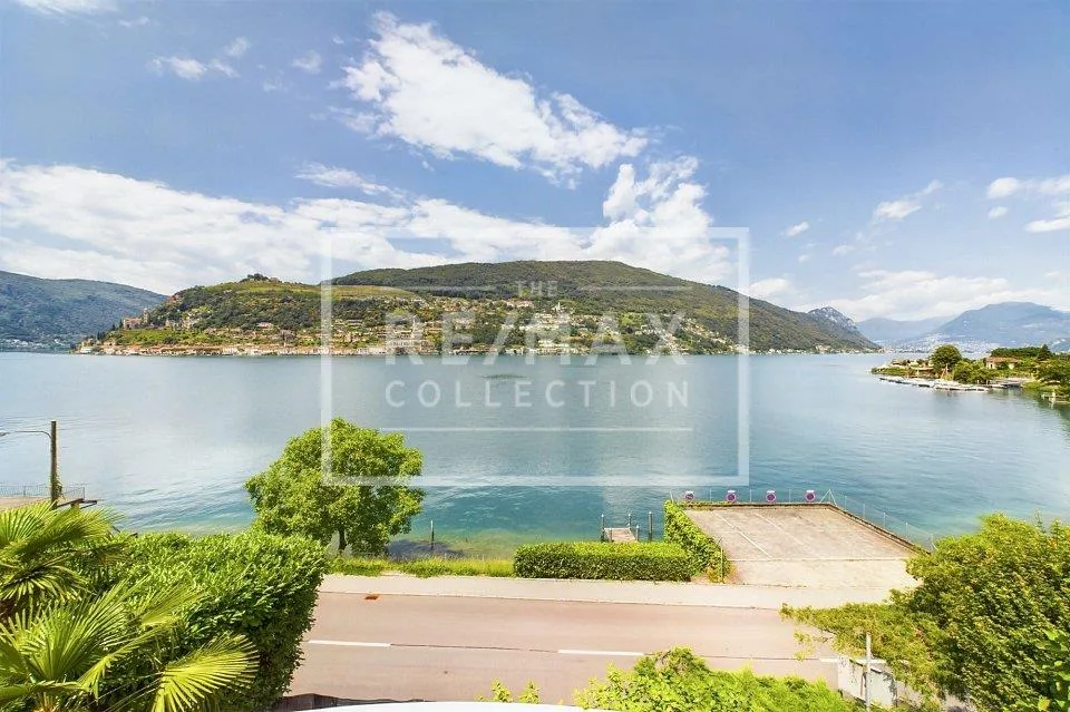 Una grande proprietà in riva al lago a Brusino Arsizio – Foto 7 von 13