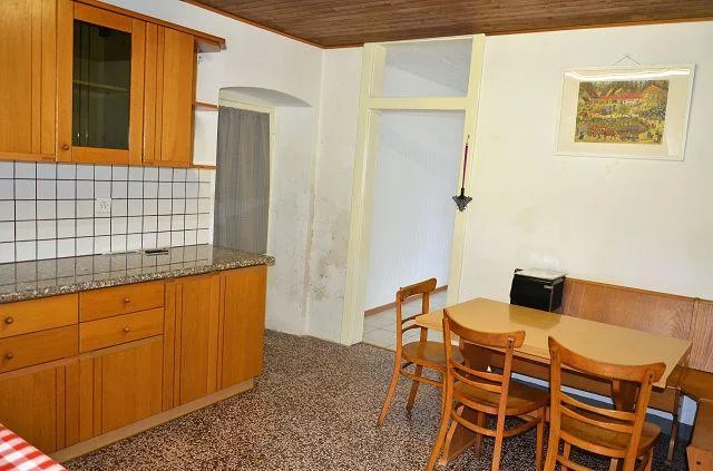 Casa ticinese di 9 loc. da rinnovare con dependance e terreno posiz... – Foto 6 von 30