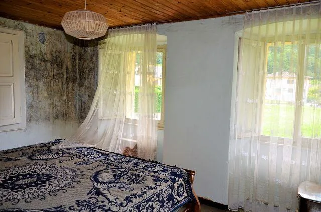 Casa ticinese di 9 loc. da rinnovare con dependance e terreno posiz... – Foto 9 von 30