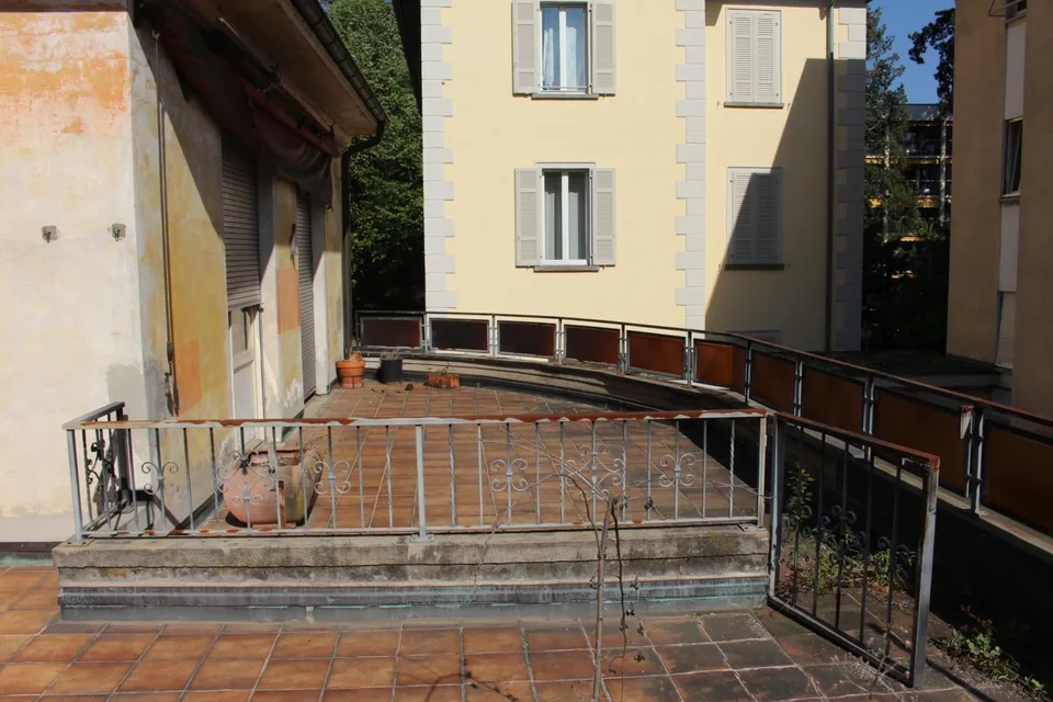 Zwei Häuser mit mehreren Wohnungen 2 case con diversi appartamenti – Foto 26 von 28
