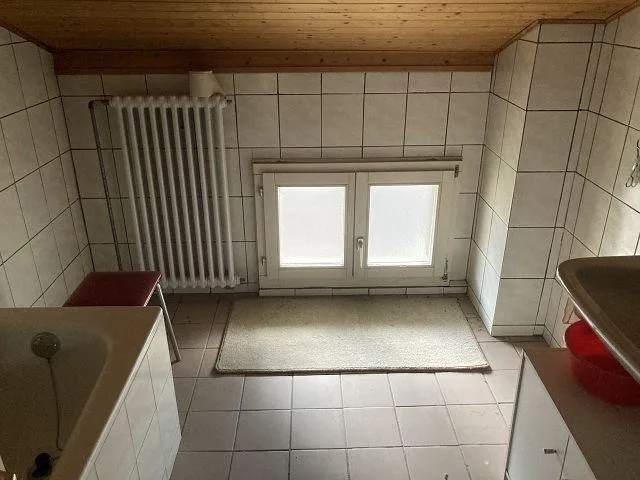 2-Familien-Haus mit Nebenhaus zum Ausbauen / casa bifamiliare con c... – Foto 16 von 24