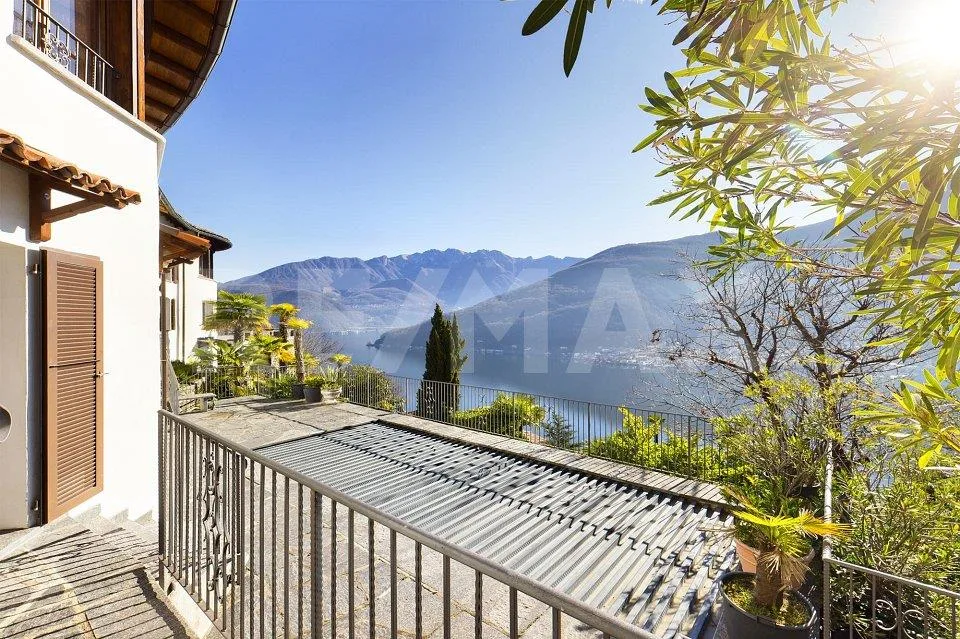 Affascinante villa con una magnifica vista sul lago