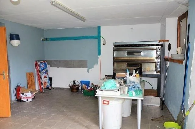 Trattoria con grande terrazza, giardino e posti o casa di 5 locali ... – Foto 10 von 29