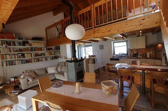 6 1/2-Zimmer-Dorfhaus mit Garten und Werkstatt / casa di 6 1/2 loca... – photo 7 of 29