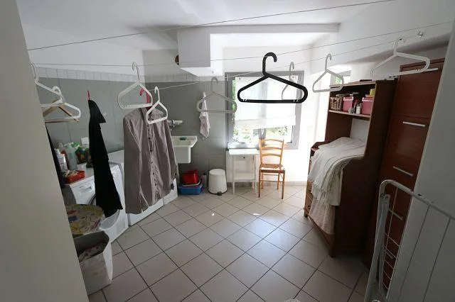 6 1/2-Zimmer-Dorfhaus mit Garten und Werkstatt / casa di 6 1/2 loca... – photo 20 of 29