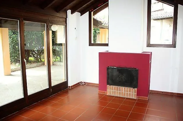 Bungalow mit 35 m2 Wohnfläche und kleiner Garten / Bungalow con 35 ... – Foto 10 von 12