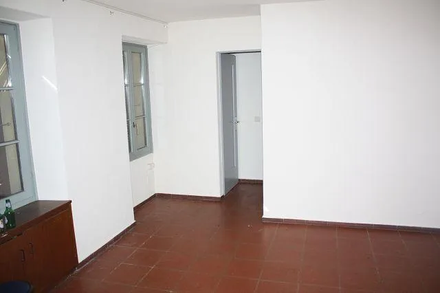 4 1/2-Zimmer-Einfamilienhaus mit Garten  / casa di 4 1/2 locali con...