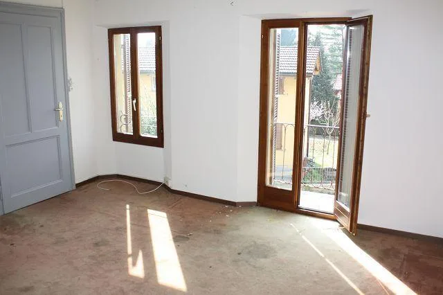 4 1/2-Zimmer-Einfamilienhaus mit Garten / casa di 4 1/2 locali con... – Foto 6 von 14