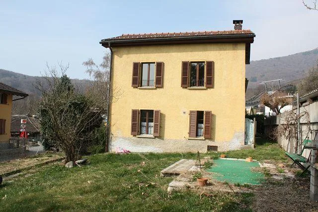 4 1/2-Zimmer-Einfamilienhaus mit Garten / casa di 4 1/2 locali con... – Foto 11 von 14