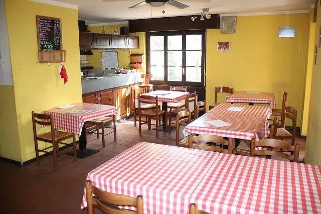Restaurant mit Dachwohnung