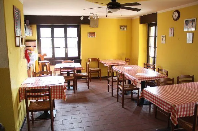 Restaurant mit Dachwohnung