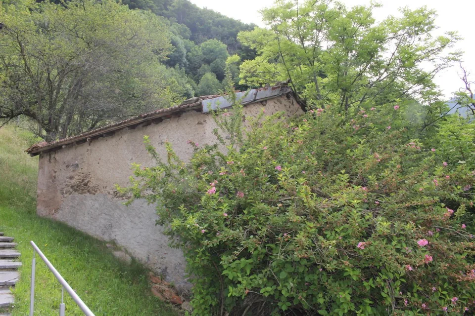 Rustico zum Ausbauen und Bauland mit gr. Umschwung und Aussicht / R... – Foto 14 von 15