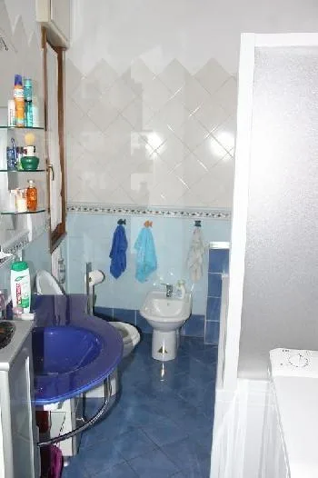 in Italien 2 1/2-Zimmer-Wohnung am Ufer des Ortasees – Foto 7 von 10