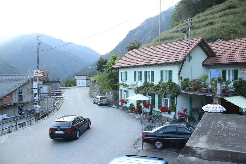 Bauland an sonniger Aussichtslage im Dorfzentrum