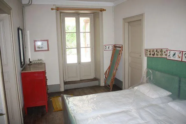 20-Zimmer-Villa und 3-Familienhaus mit Park – Foto 13 von 29