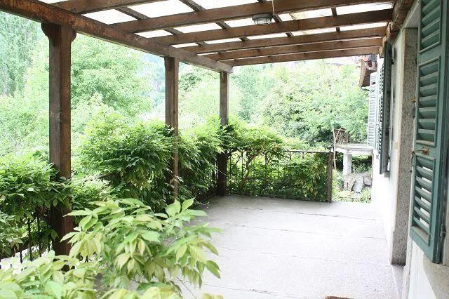 20-Zimmer-Villa und 3-Familienhaus mit Park – Foto 20 von 29