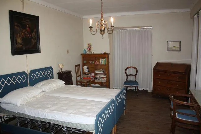 20-Zimmer-Villa und 3-Familienhaus mit Park – Foto 15 von 29