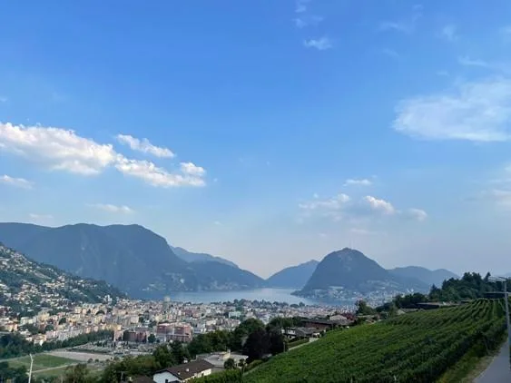 Spettacolare appartamento vista lago - Porza