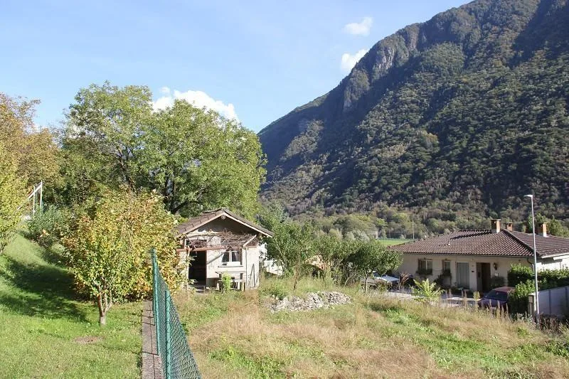 4 1/2-Zi-Neubau-Gartenwohnung in 3-Fam-Haus Progetto di un app. pia...