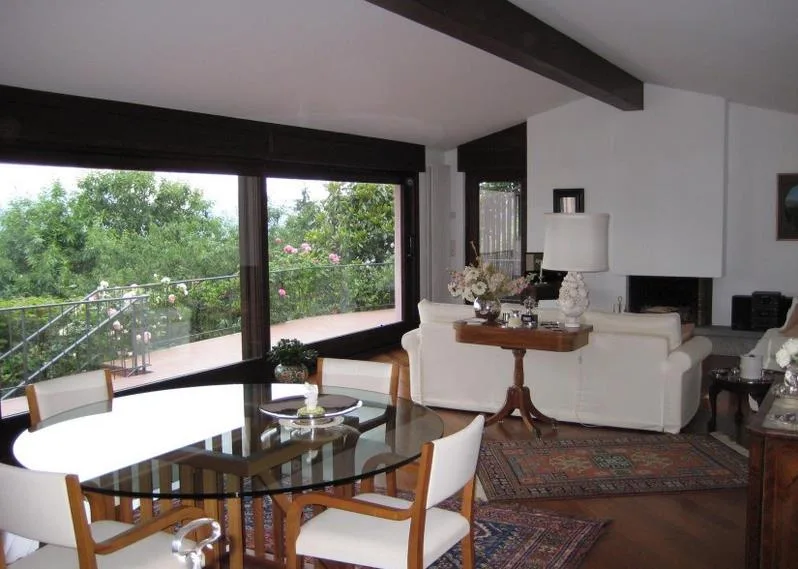 Villa con piscina immersa nel verde - Savosa – foto 7 di 14