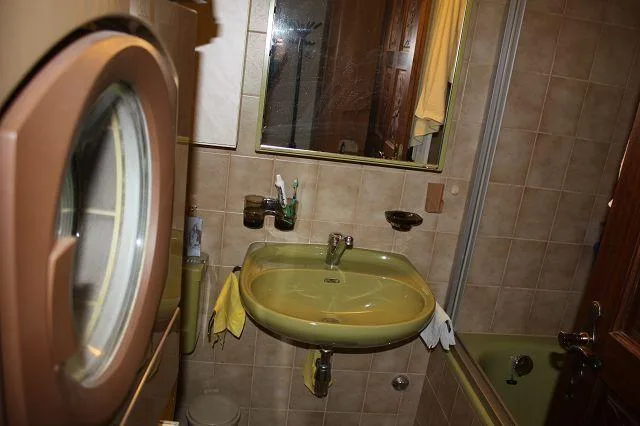 in Italien 2 1/2-Zimmer-Wohnung mit Terrassen und Hallenbad – Foto 7 von 13