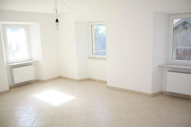 4 1/2-Zimmer-Doppelhaus casa gemella di 4 1/2 locali