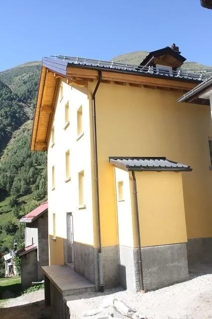 4 1/2-Zimmer-Doppelhaus casa gemella di 4 1/2 locali