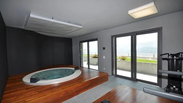 Strepitoso attico con rooftop Albonago – photo 8 sur 15