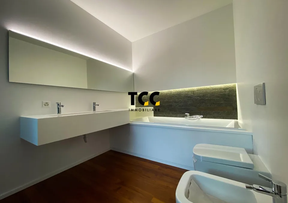 villa centralissima – photo 19 of 27