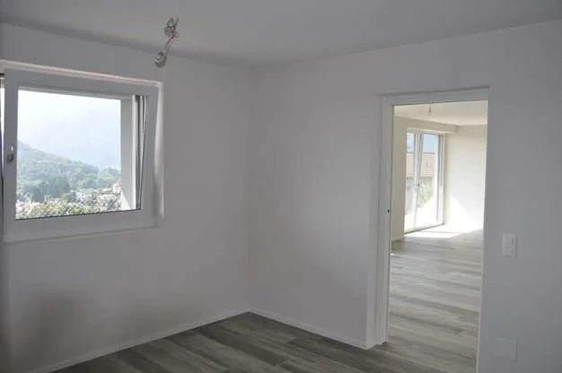5.5 Attico spettacolare vista aperta vendesi – Foto 11 von 15