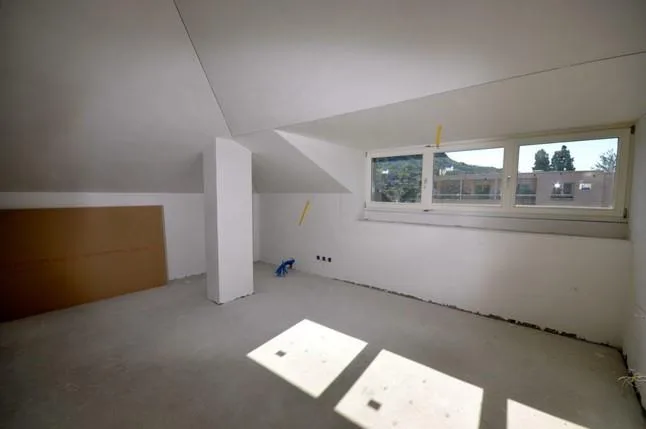 attico vista lago – foto 6 di 7