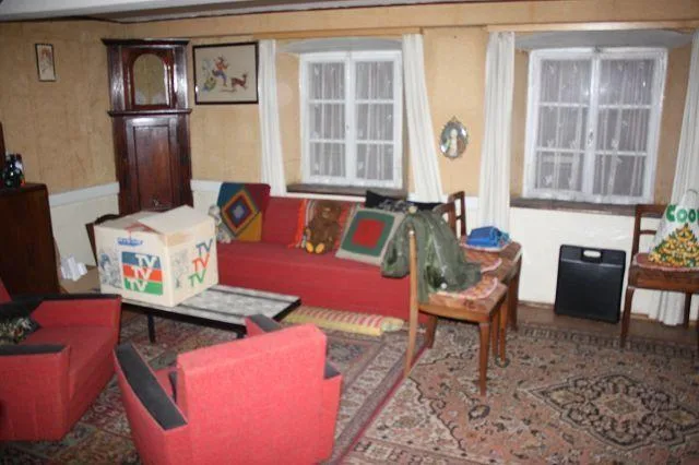4 1/2-Zimmer-Dorfhaus zum Ausbauen / casa nel nucleo di 4 1/2 local...