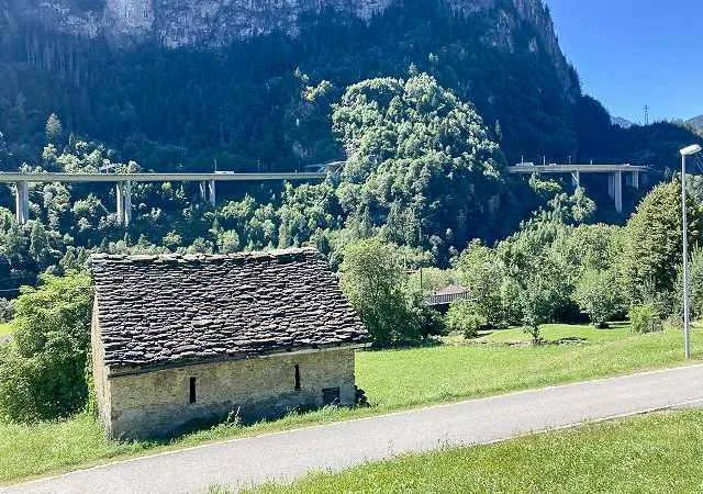 Bauprojekt für zwei 5 1/2-Zimmer-Einfamilienhaus / progetto di due ...