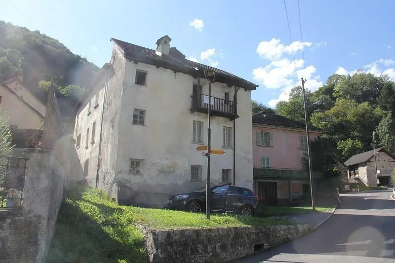 4-Zimmer-Duplex mit schönem Ausblick  / parte di casa di 4 locali